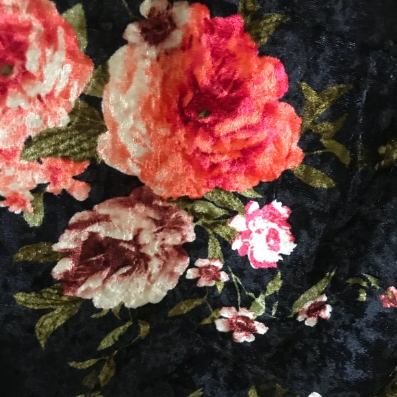 NWT LuLaRoe Velvet CiCi Dress - Picture 3 of 4